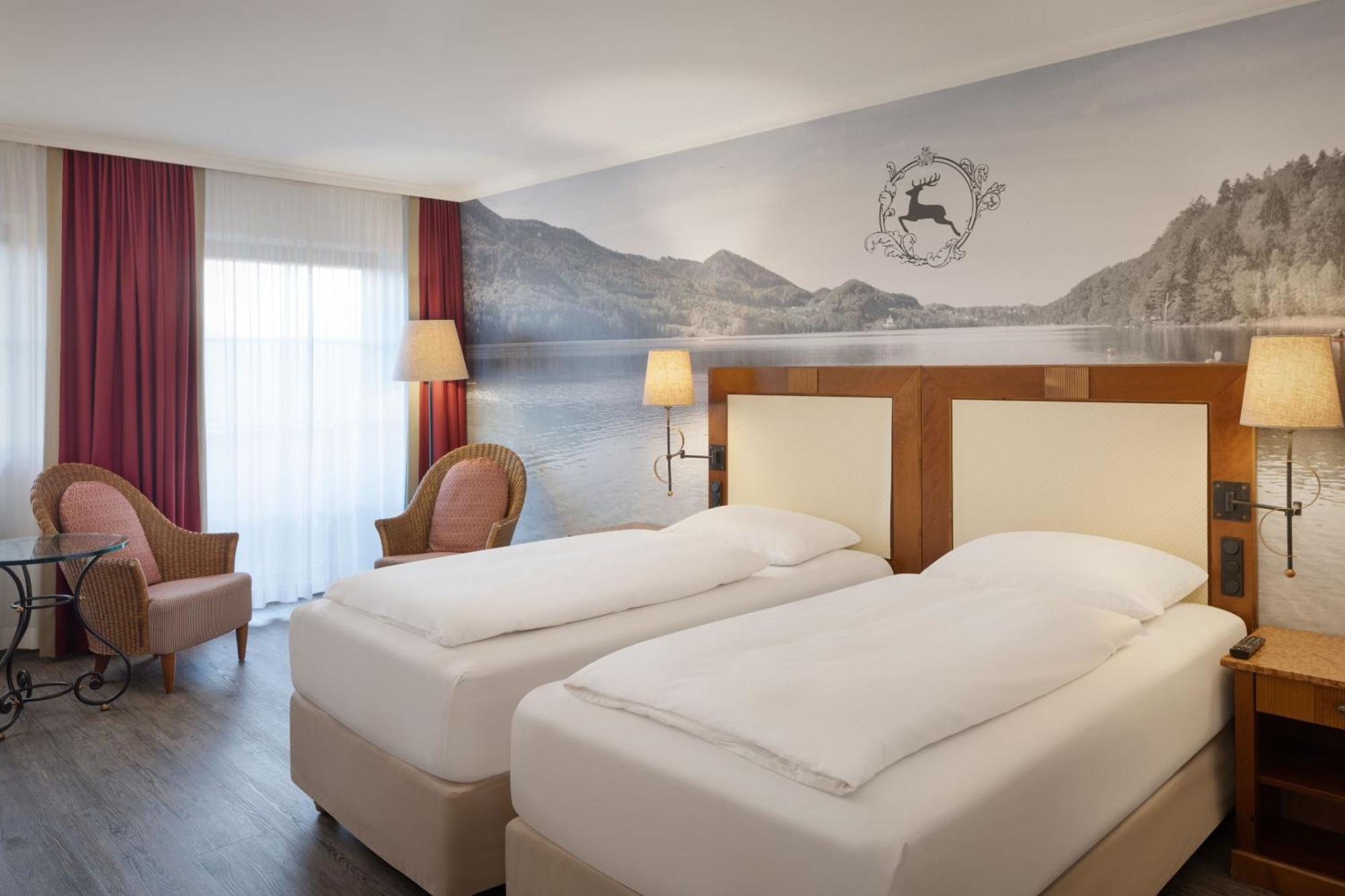 Arabella Jagdhof Resort Am Fuschlsee, A Tribute Portfolio Hotel Hof bei Salzburg Exterior photo